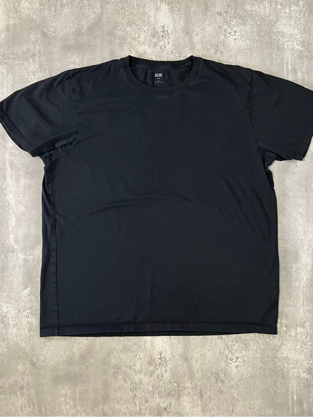 Uniqlo Men's Short Sleeve Supina Crew Neck T-Shirt - Black
